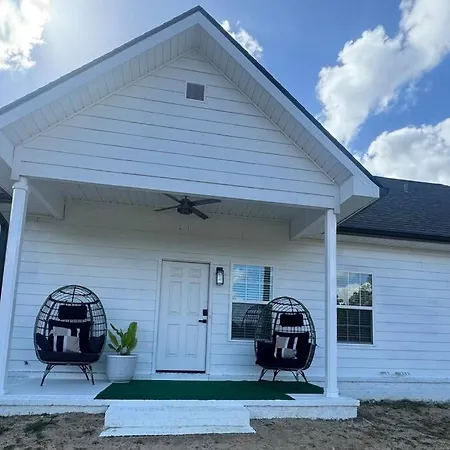 A Charming Villa In Vidalia Ga - New Construction